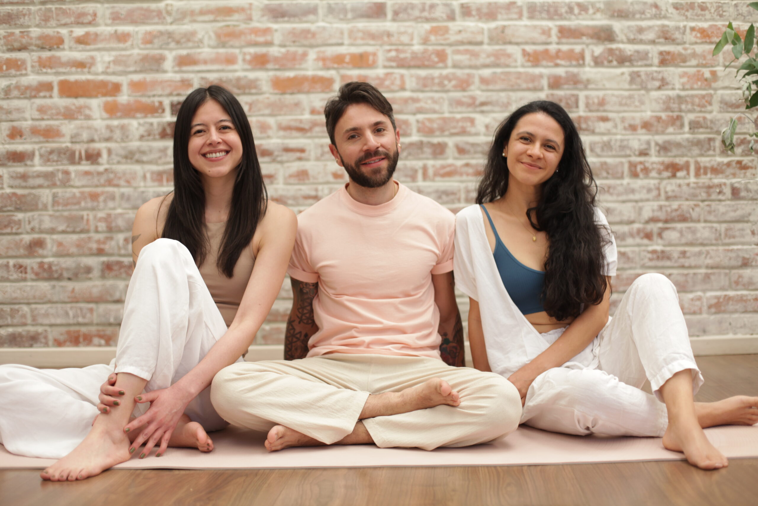 Equipo Home Sweet Yoga